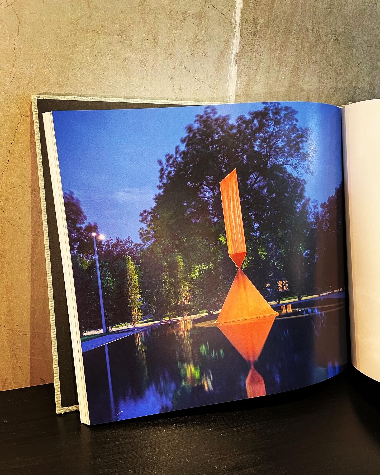 Rothko Chapel | Rosco Chapel | Book | Rizzoli Electa | 132页|硬封| 260 x 287mm | 2021