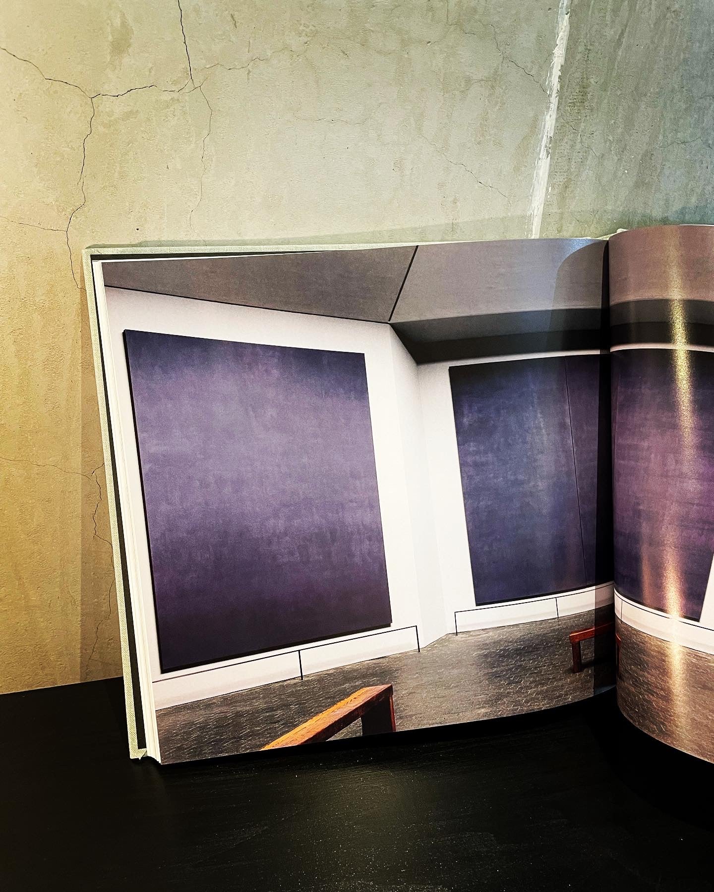 Rothko Chapel | Rosco Chapel | Book | Rizzoli Electa | 132页|硬封| 260 x 287mm | 2021